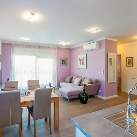 Tajana Apartment